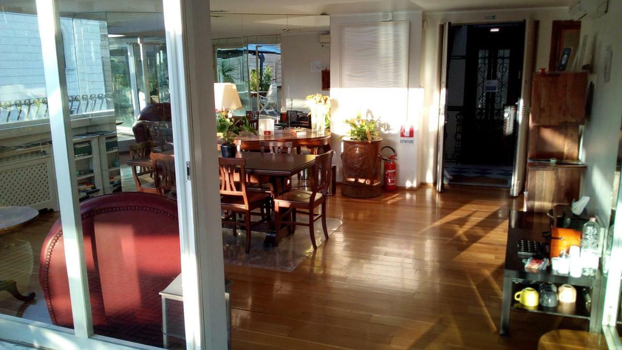 Bb ローマ プラティ Bed & Breakfast エクステリア 写真